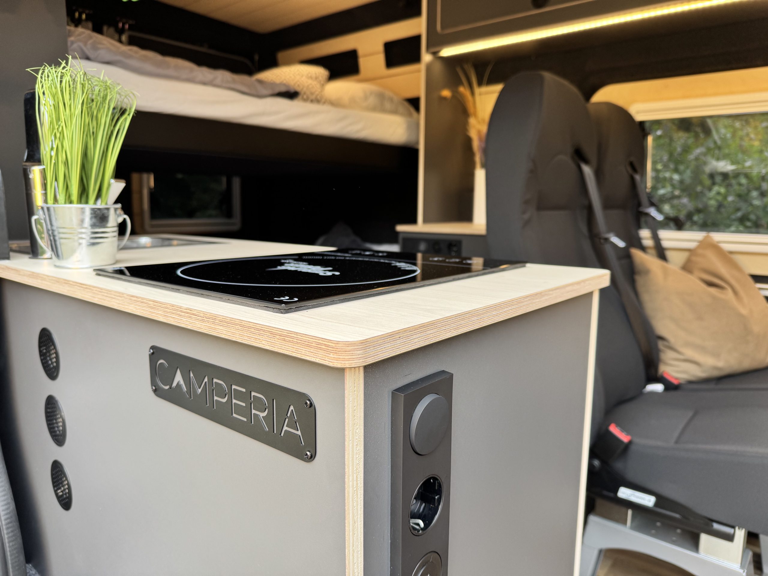 Opel Movano L2H2 Family Camper