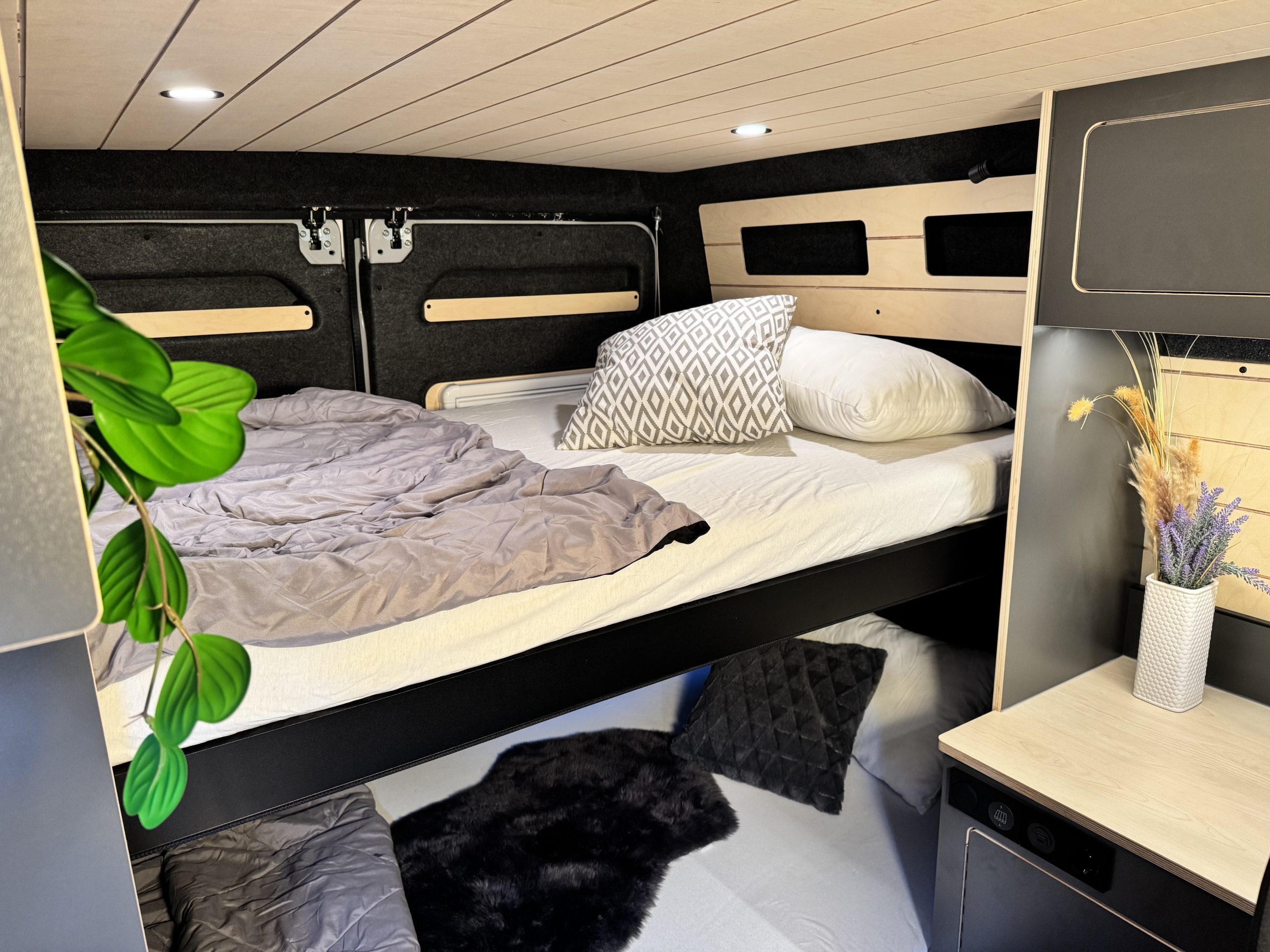 Opel Movano L2H2 Family Camper